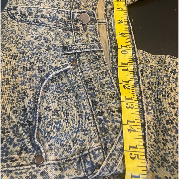 Free People Skinny Flower Jeans, Size 29, Low rise jeans, floral, Multi colored - Picture 4 of 10
